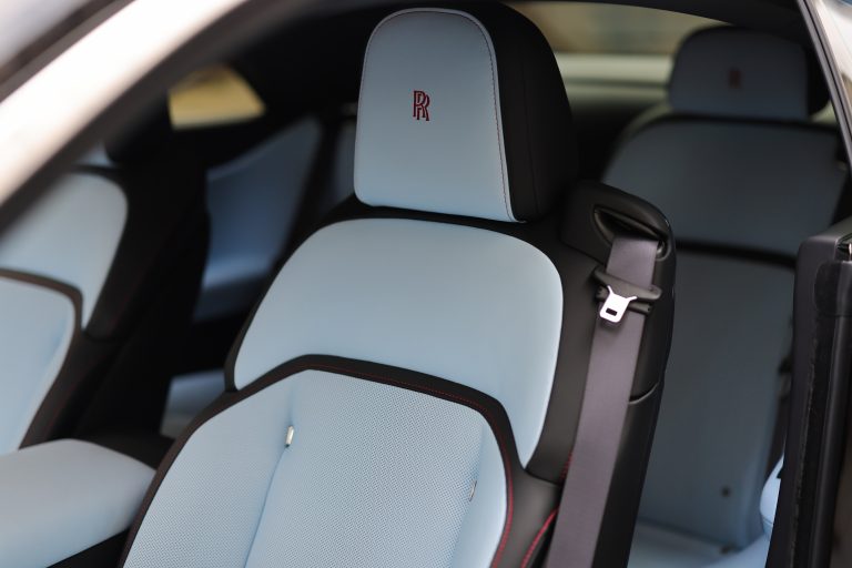 Rolls-Royce spectre - Image 2