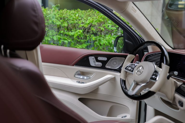 Mercedes Benz GLS 600 - Image 2